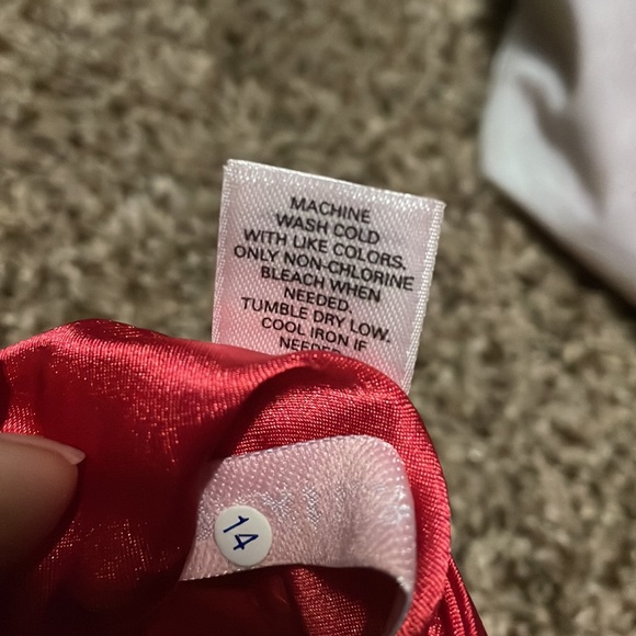 Simple and sexy red Victoria’s Secret baby doll lingerie - Picture 8 of 9